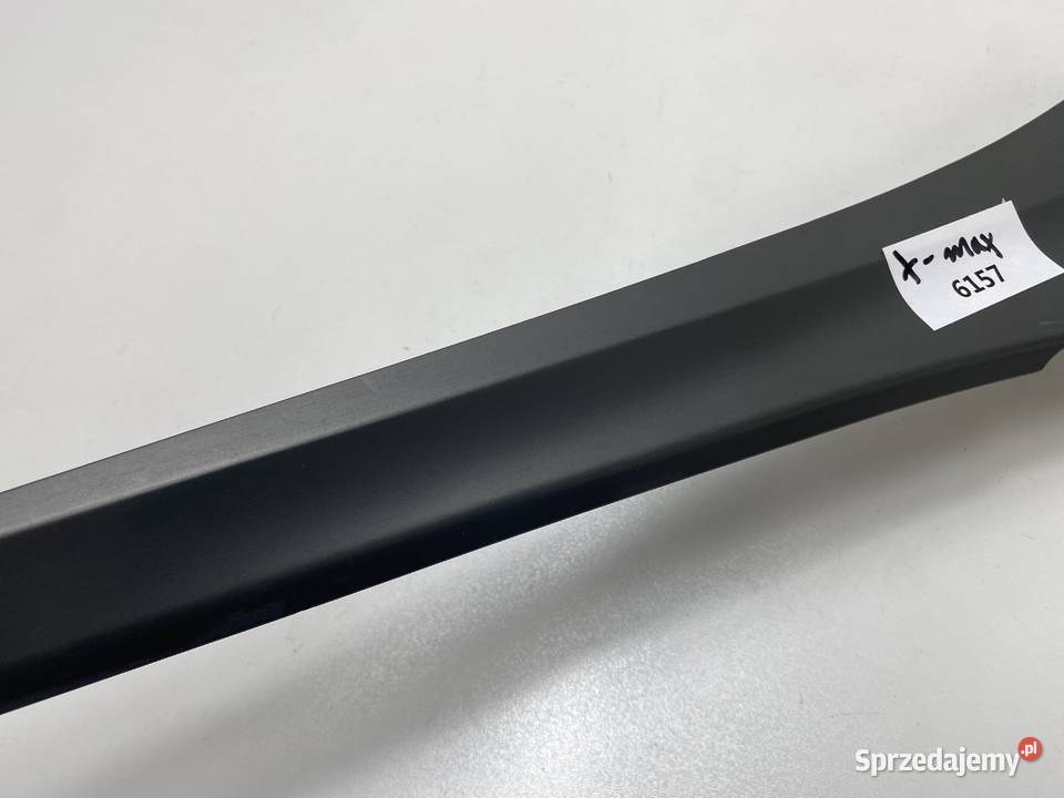 YAMAHA X XMAX 1823 PŁUG LISTWA LEWA BL1F171L00