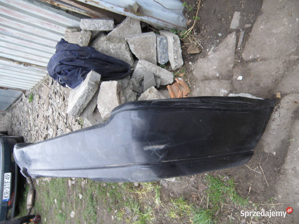 Zderzak tylny tył Volvo v70 I 9600 42726 osobowe Kraków sprzedam