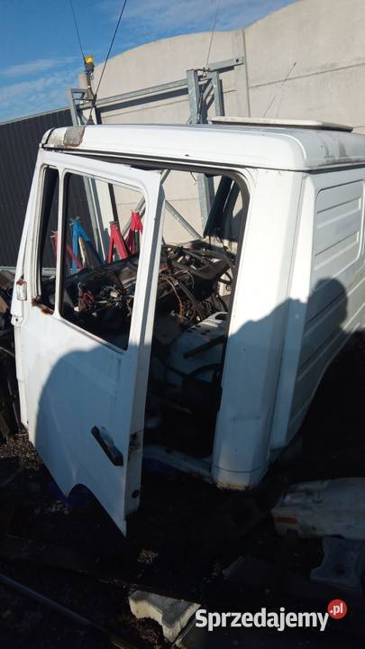 Kabina Mercedes 914 817 1117 390 Karoseria