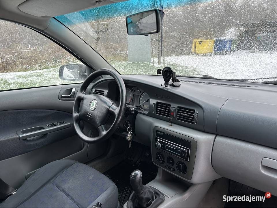 Skoda Octavia 16 SR Klimatyzacja kupiony w polskim salonie Szczecin