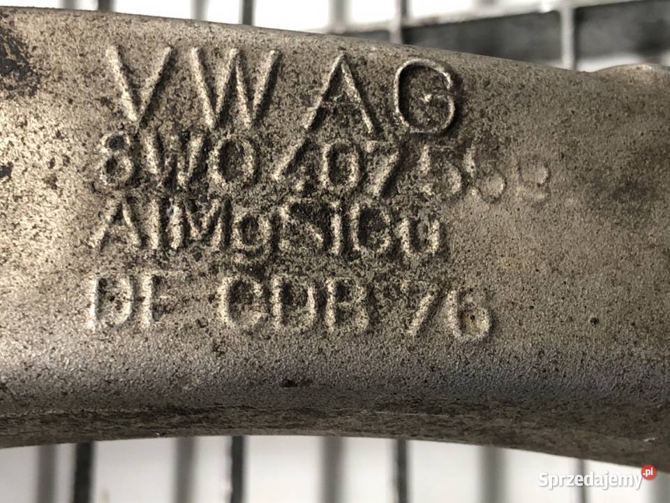 ZWROTNICA LEWY PRZÓD AUDI A4 B9 20 252 8W0407559 sprzedam