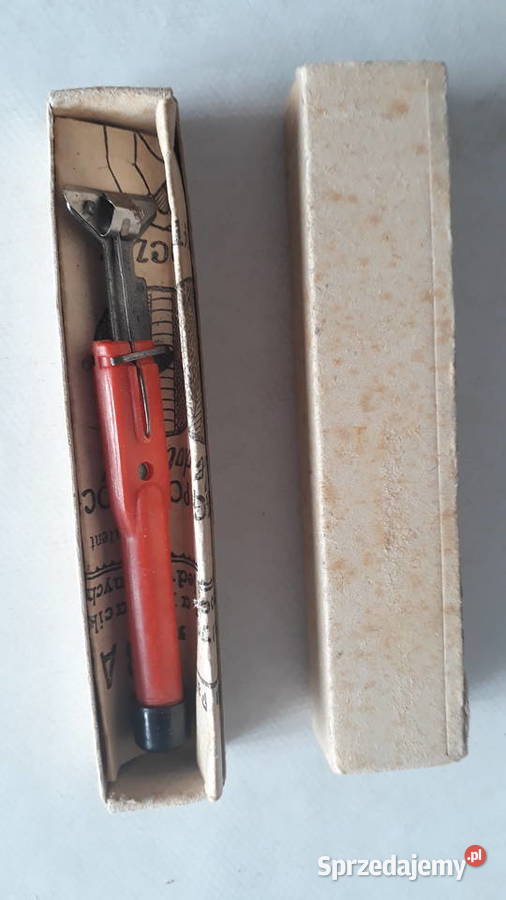 Aparat Basia do podnoszenia oczek w pończochach Poznań