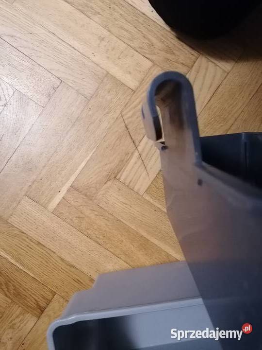 Skrzynka z zawieszką Gdańsk