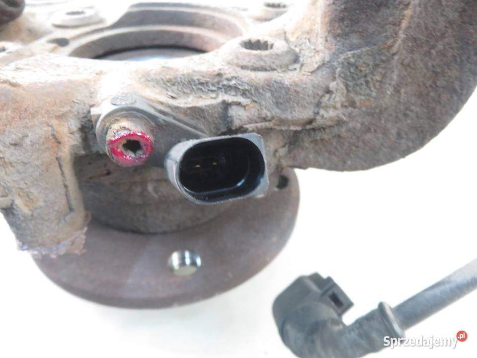 ZWROTNICA PIASTA PRZEDNIA PRAWA VW GOLF V 16