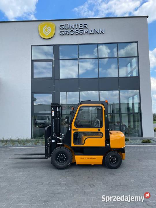 Wózek widłowy nowy 25T triplex kabina 2023 Poznań sprzedam