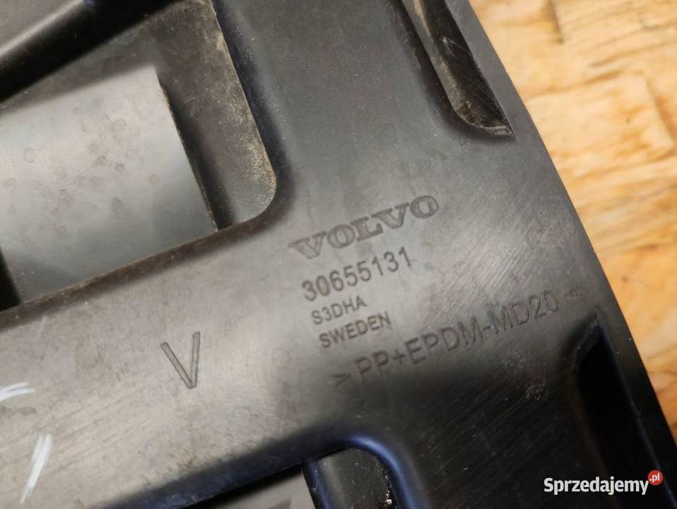 Ślizg Mocowanie Zderzaka Lewy Tył Volvo S80 II osobowe wielkopolskie Pleszew