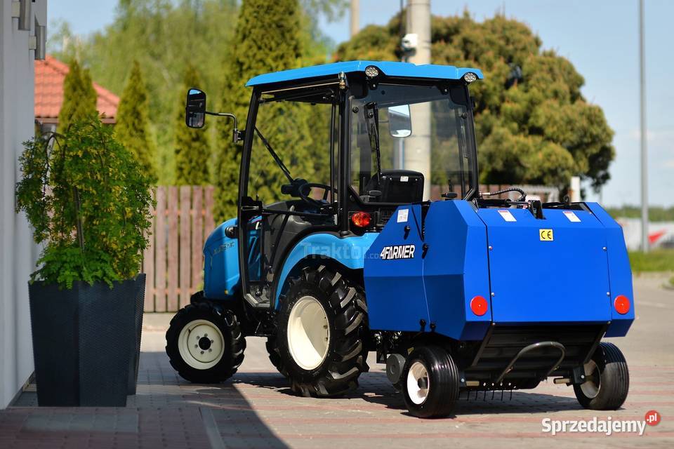 LS Tractor XJ25 HST 4x4 244 CAB mini prasa Napęd 4x4 LS Tractor Tajęcina
