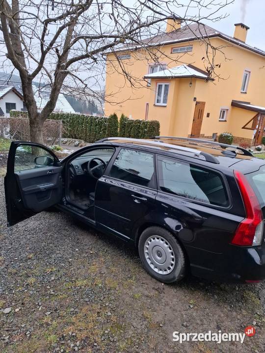 Volvo V50