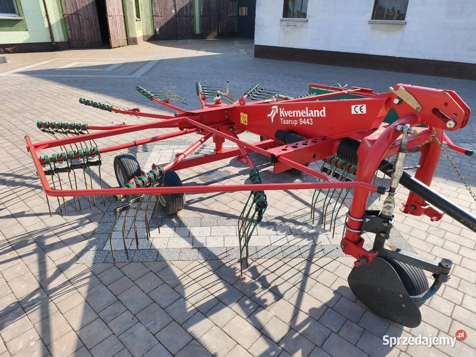 Zgrabiarka KVERNELAND taarup 9443 tandem Rusko