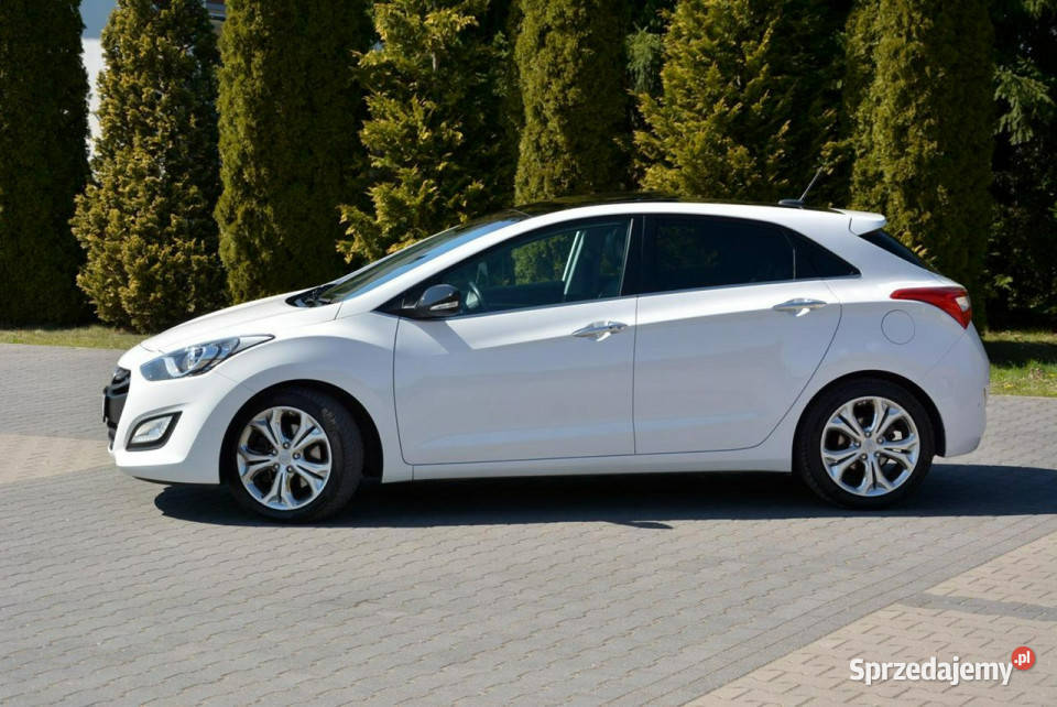 Hyundai i30 Lift Panorama Navi Kamera Keyless