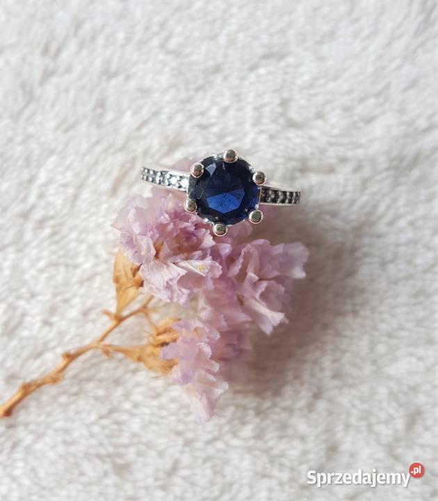 Nowy pierścionek srebrny srebro 925 duża Szczecin