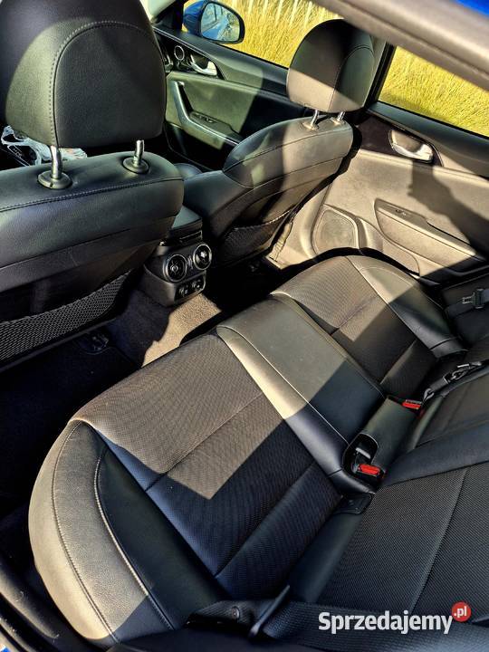 Kia Stinger 20 245 idealny stan kolor GT Będzin