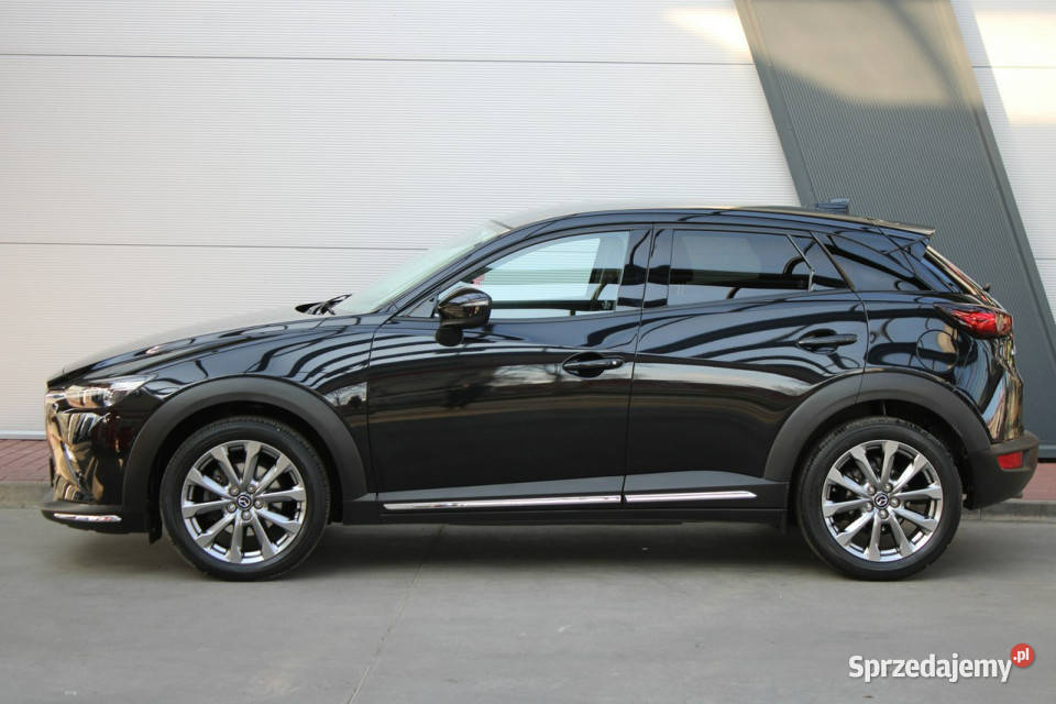 Mazda CX3 Bezwypadkowy bogate wyposazenieSerwis lakier metallic Gliwice