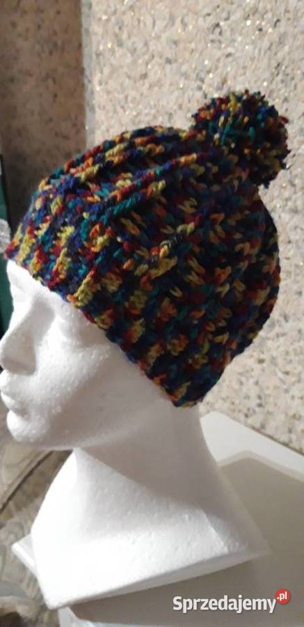 Kolorowe czapki Zamość