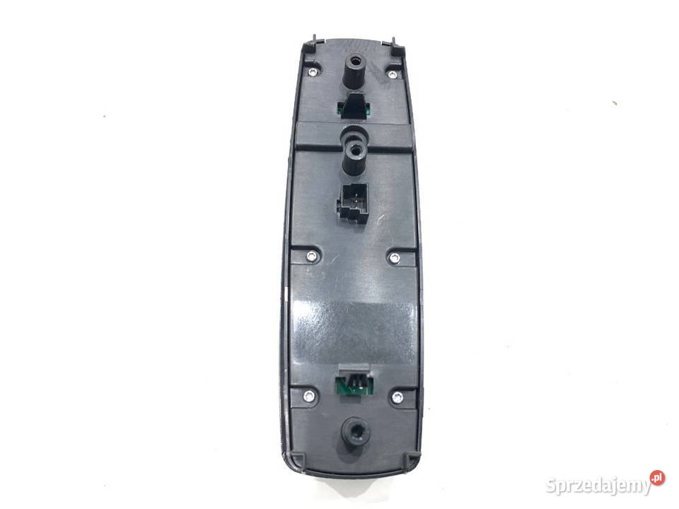 PRZEŁĄCZNIK SZYB MERCEDES W245 A1698206710 0511
