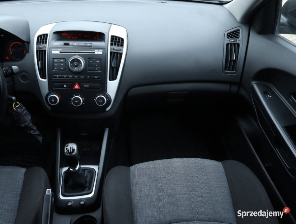 Kia Ceed 14 CVVT radio Piaseczno sprzedam