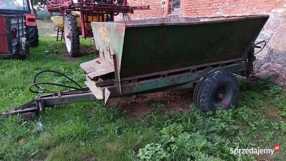 rozsiewacz wapna łańcuchowy Grąd