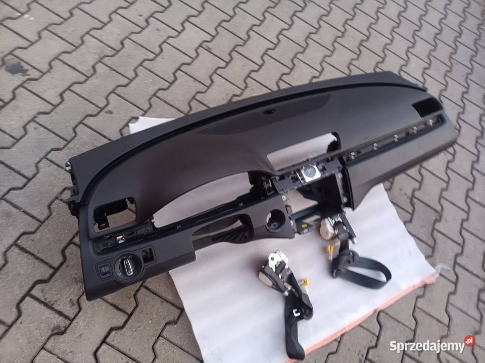 Volkswagen Passat B7 deska konsola komplet Krosno