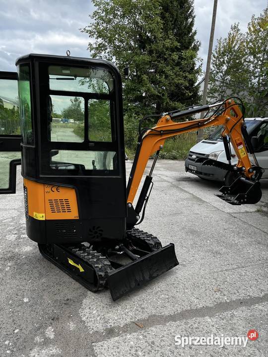 Minikoparka brigs nówka Koparko ładowarki Wałcz