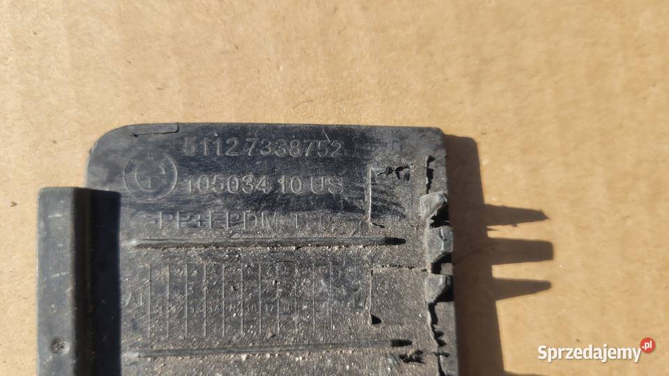 BMW X3 F25 LIFT ZAŚLEPKA HAKA ZDERZAKA TYŁ sprzedam