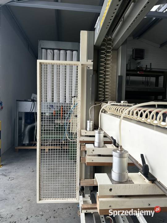 Prasa korpusowa pneumatyczna STM99 2003 1443 lubelskie Łabuńki Pierwsze