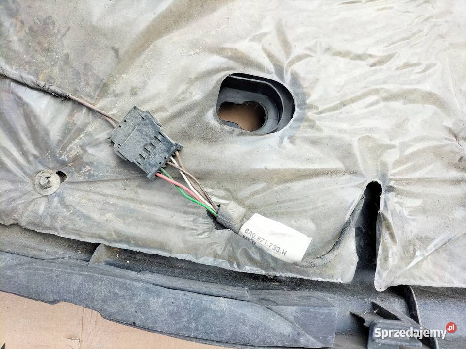 AUDI 80 B3 80B3 80B4 80 B4 BOCZEK DRZWI PRAWY Kamień-Kolonia