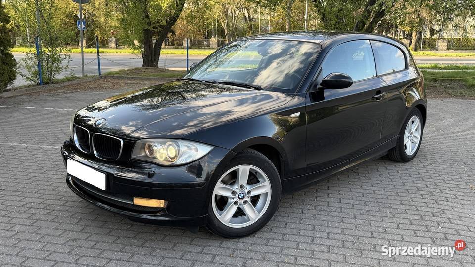 BMW 1 E87 20 diesel 143 2009 Xenon 3 drzwi isofix Motoryzacja Konin