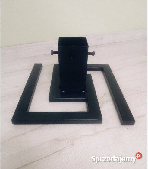 Stojak pod choinke czarny Dębica