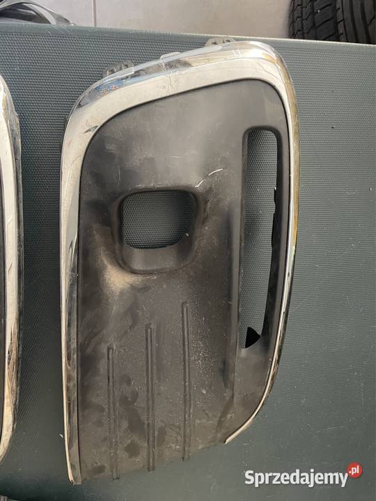 Citroen celysee zaślepka kratka zderzaka Listwy i nakładki Kozubszczyzna sprzedam