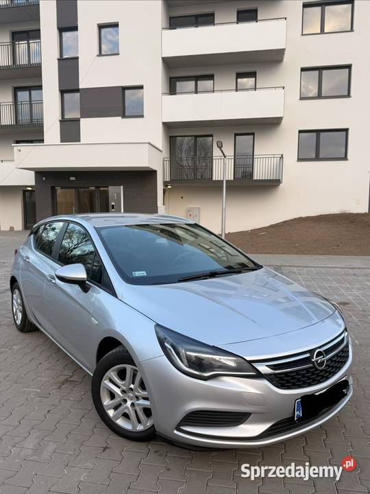 Opel Astra V 10 T Enjoy SS