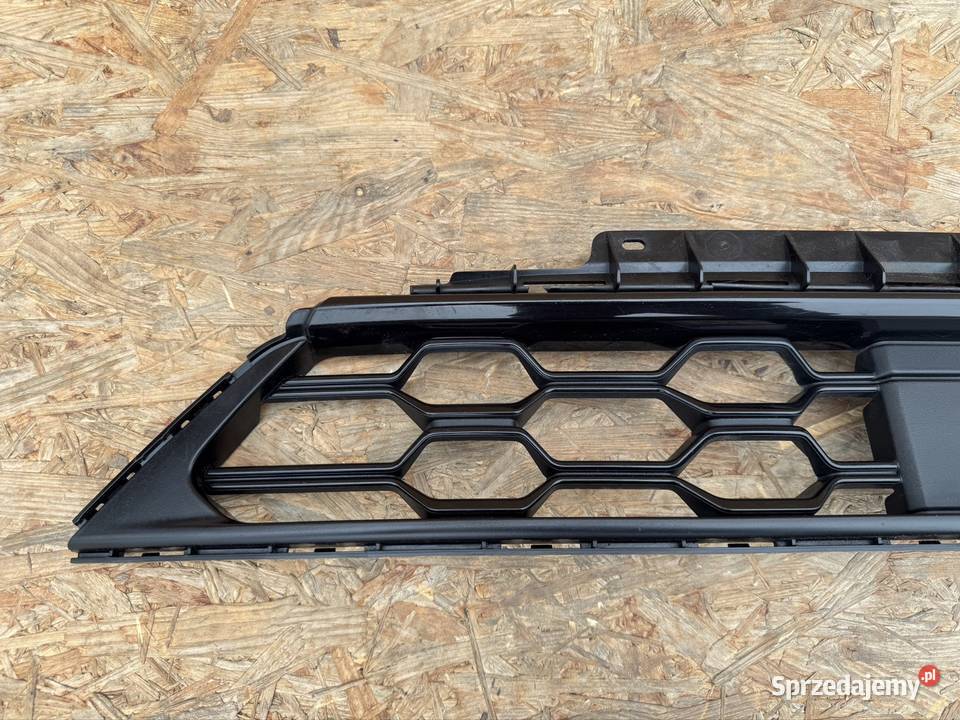 Środkowa kratka zderzaka przód Ford puma mk2 Rok produkcji 2022