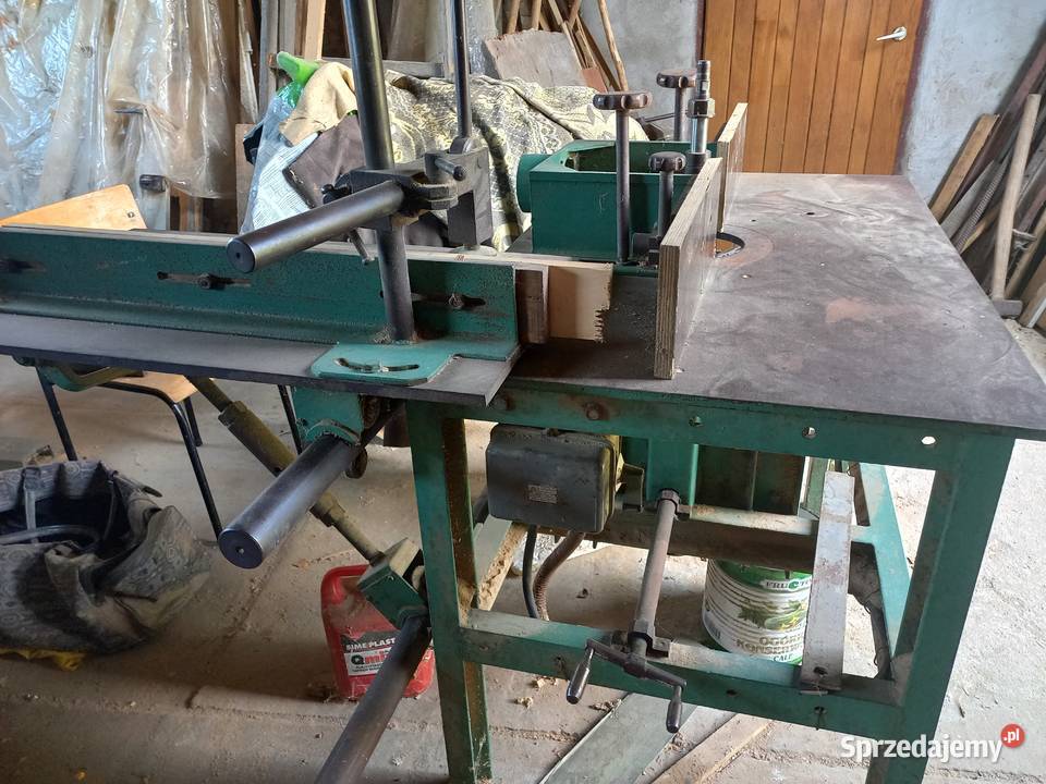 Frezarka dolnowrzecionowa Narzędzia