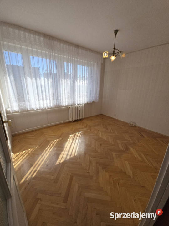 3 pokoje 667 m winda funkcjonalny układ duży Liczba pokoi 3