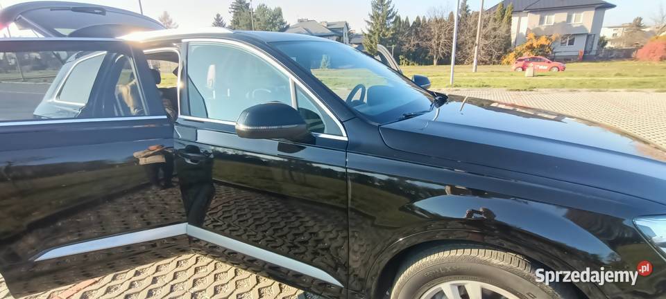 AUDI Q 7 3L Stan idealny 333 Rok produkcji 2018 Radom