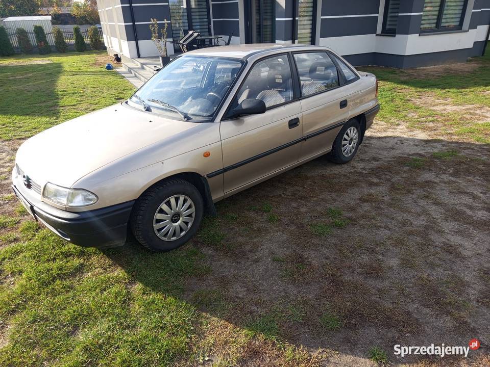 Opel Astra 14LPG 2 Właściciel 140000 Wygiełzów