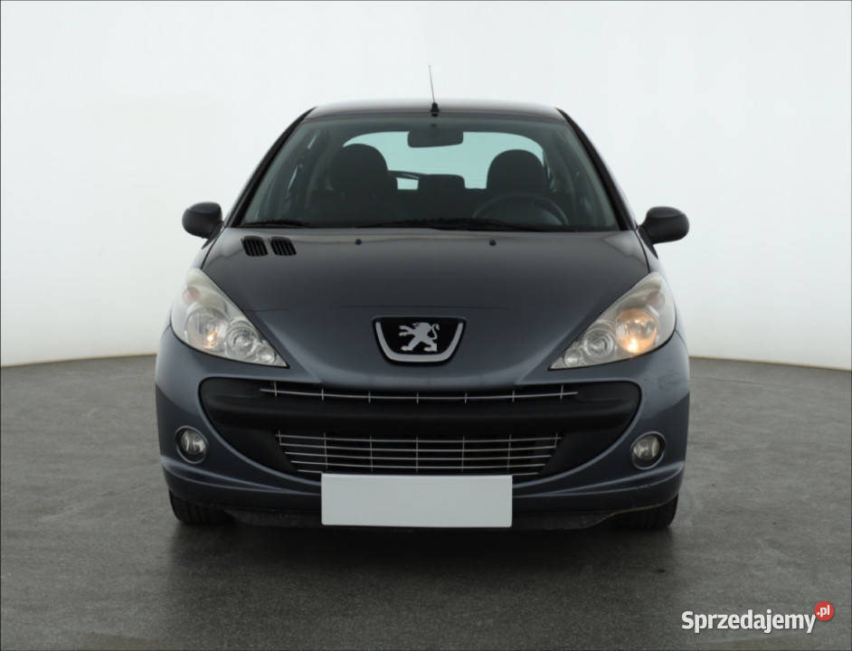 Peugeot 206 11 i Rok produkcji 2010 Piaseczno