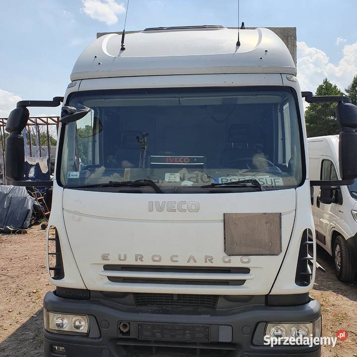 IVECO EUROCARGO KABINA SYPIALNA KOMPLETNA Bieleń