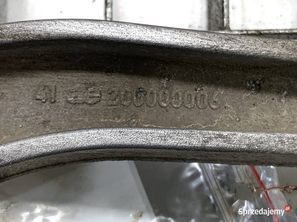 WAHACZ PRAWY PRZÓD AUDI Q7 4L SUV 0616 PRZEDNI osobowe