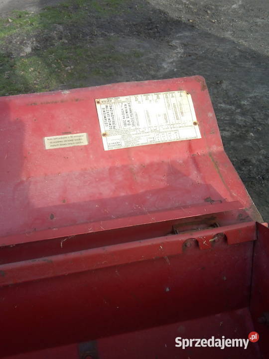 Siewnik zbożowy poznaniak 270 m na docisku Miedźno