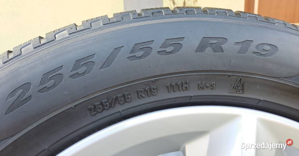 Oryginalne felgi alufelgi Audi Q7 4M Pirelli podkarpackie Głowienka