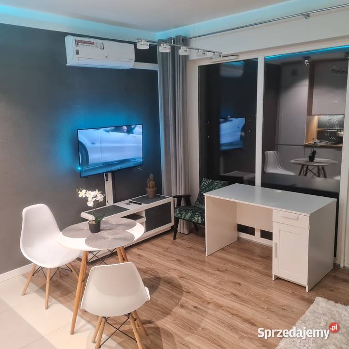 Wynajmę piękny apartament z widokiem na Odrę we Wrocław