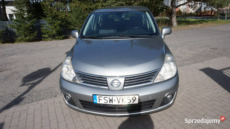 Nissan Tiida zarejestrowany ubezpieczony Zielona Góra