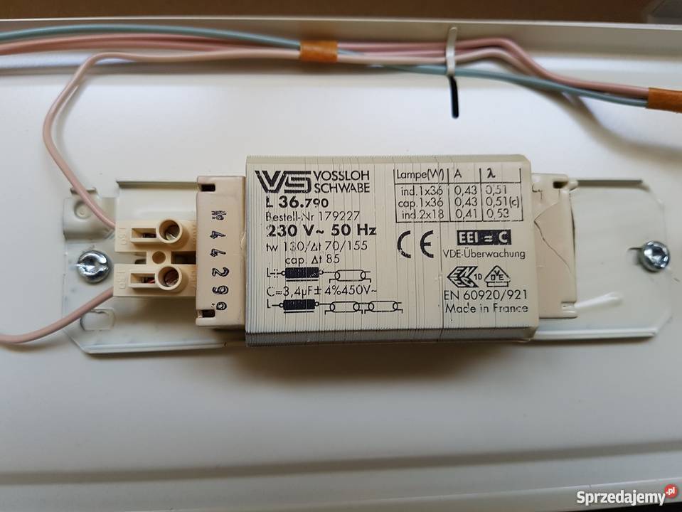 LAMPA jarzeniowa 662x18W200 SZTUK Dzierżoniów
