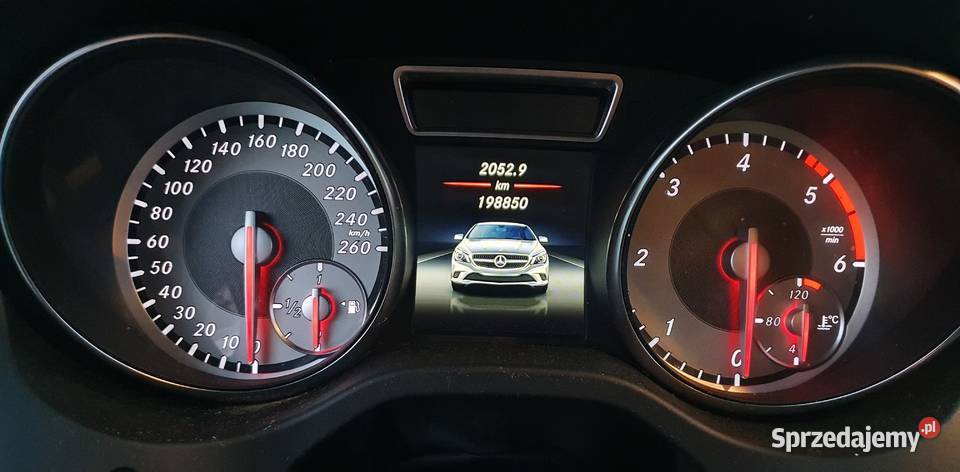 MERCEDES W117 CLA LICZNIK ZEGAR A1179008101 Radom