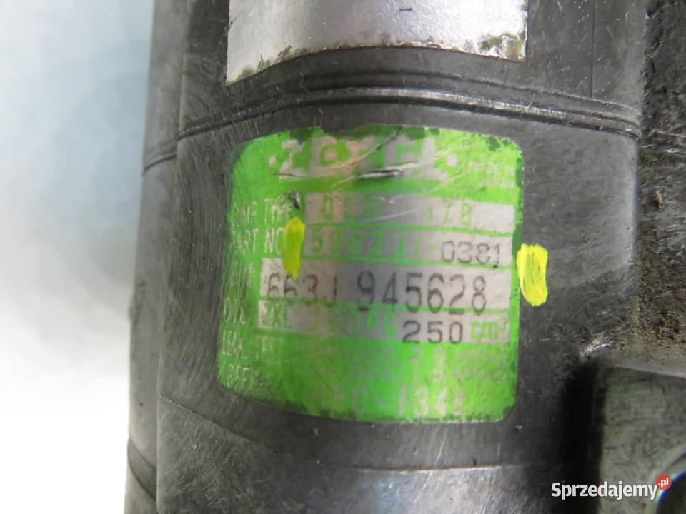 KOMPRESOR KLIMATYZACJI AUDI A4 8D2 B5 18 ADR Klimatyzacja