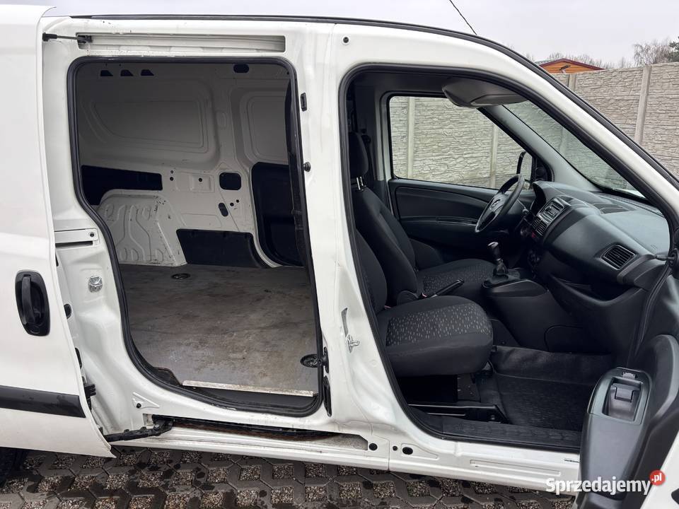 Combo 13 cdti klima długi nowy Niski przebieg Ryczywół