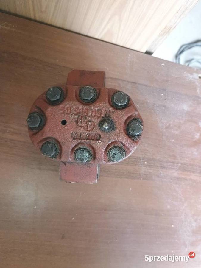 Pompa hydrauliczna podnośnika Ursus C360 Borkowizna