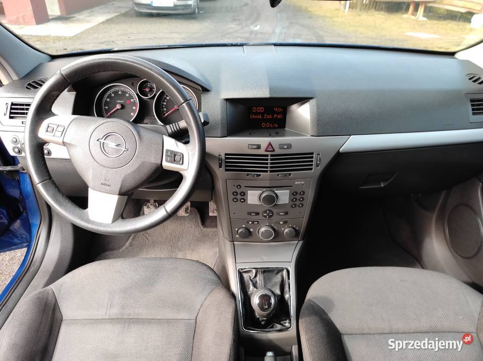Opel astra GTC 16 Astra Łask