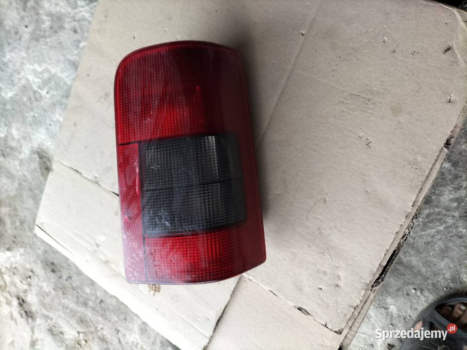 Citroen Berlingo Peugeot Partner LAMPA TYLNA TYŁ lubelskie Kamień-Kolonia