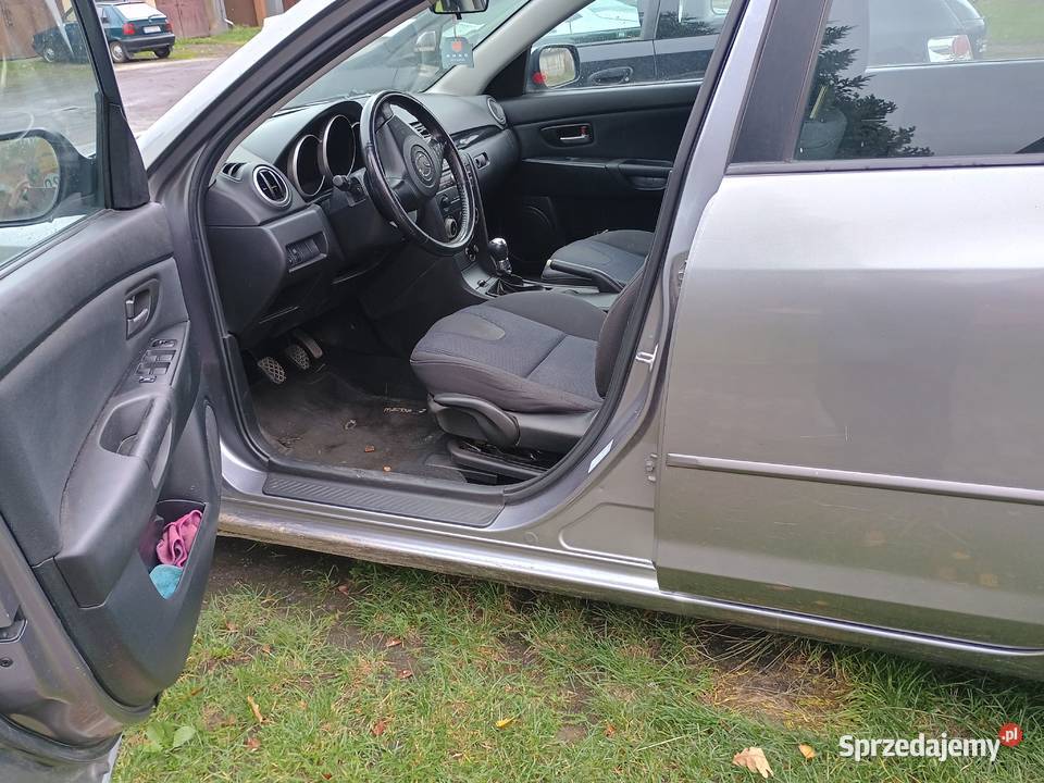 Tanio sprzedam samochód osobowy marki Mazda 3 sprzedam